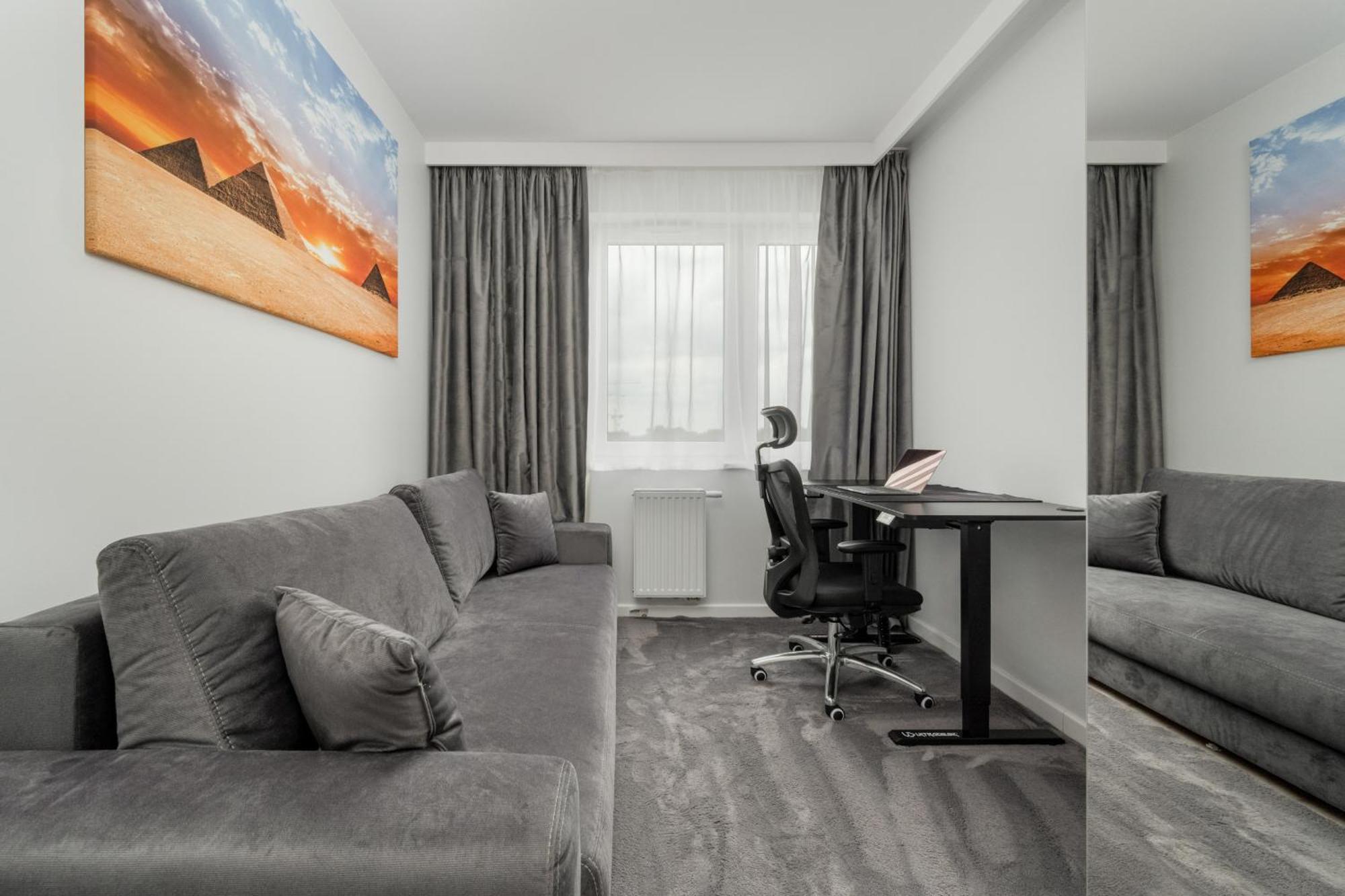 Luksusowy Apartament Z 3 Sypialniami, Klimatyzacja, Parkingiem I Biurkiem We Wroclawiu By Renters Prestige エクステリア 写真