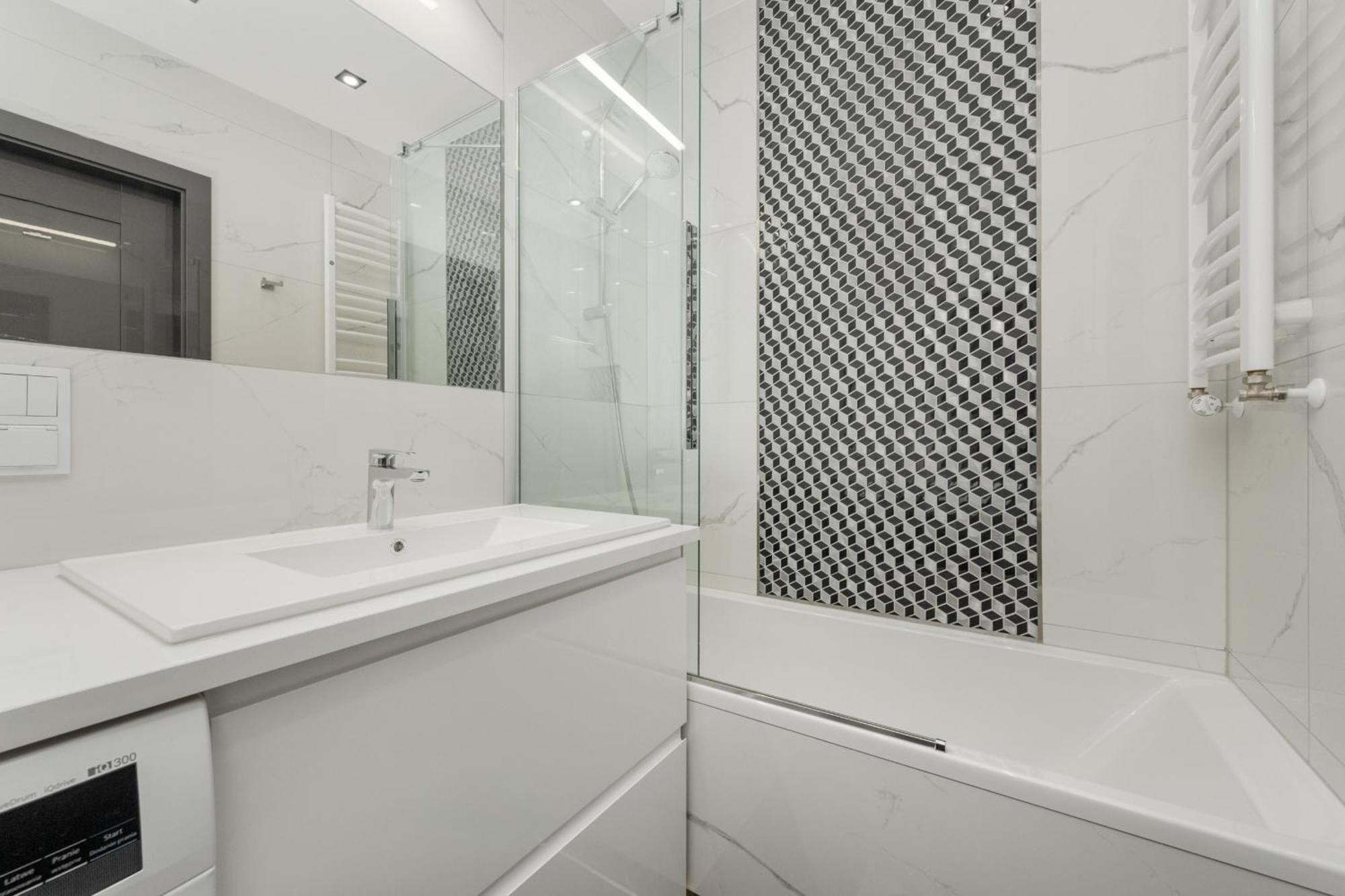 Luksusowy Apartament Z 3 Sypialniami, Klimatyzacja, Parkingiem I Biurkiem We Wroclawiu By Renters Prestige エクステリア 写真