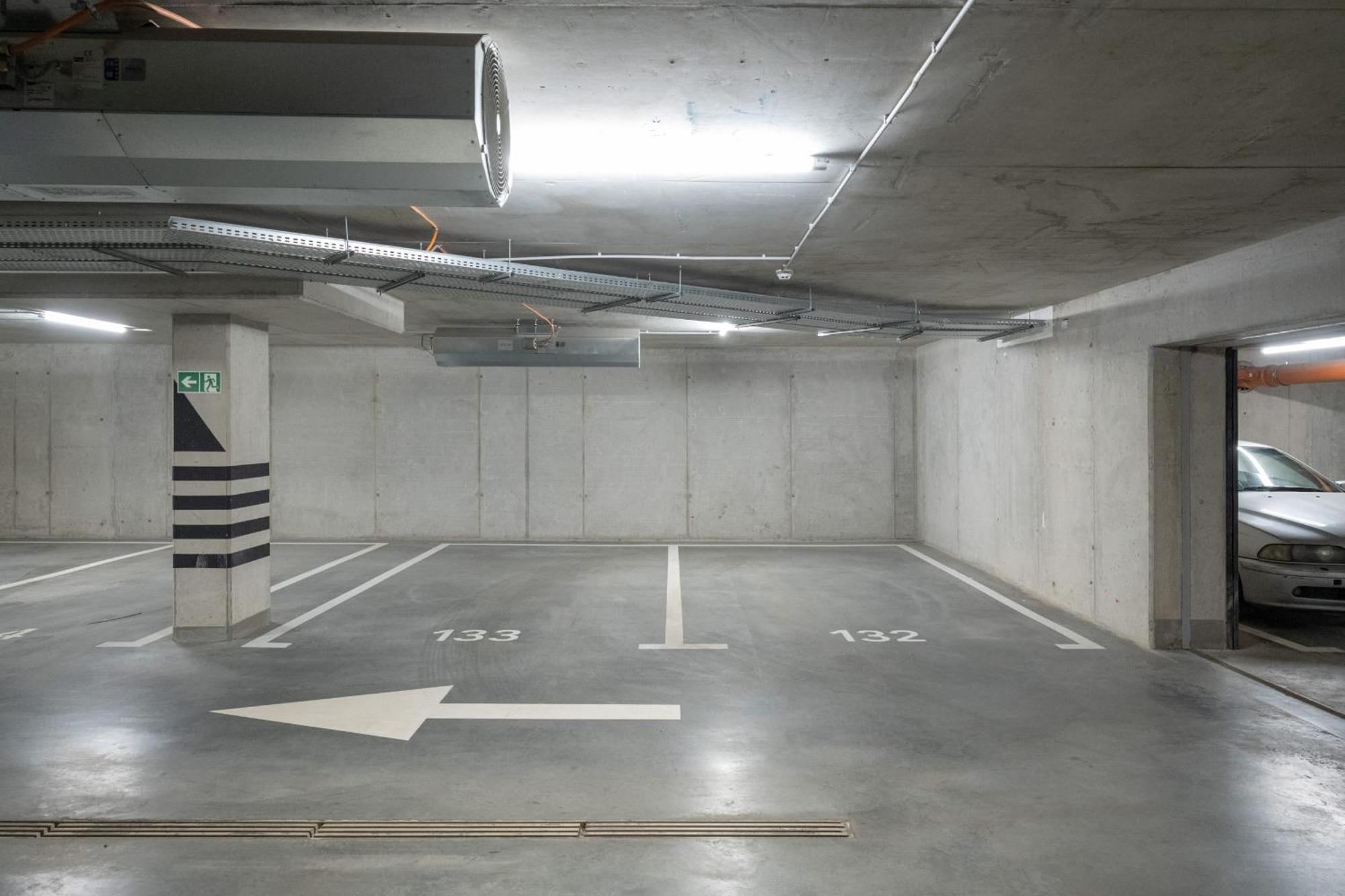 Luksusowy Apartament Z 3 Sypialniami, Klimatyzacja, Parkingiem I Biurkiem We Wroclawiu By Renters Prestige エクステリア 写真